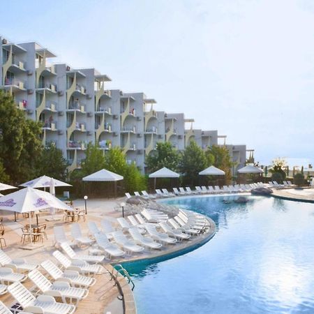 Laguna Beach Hotel Albena Bagian luar foto