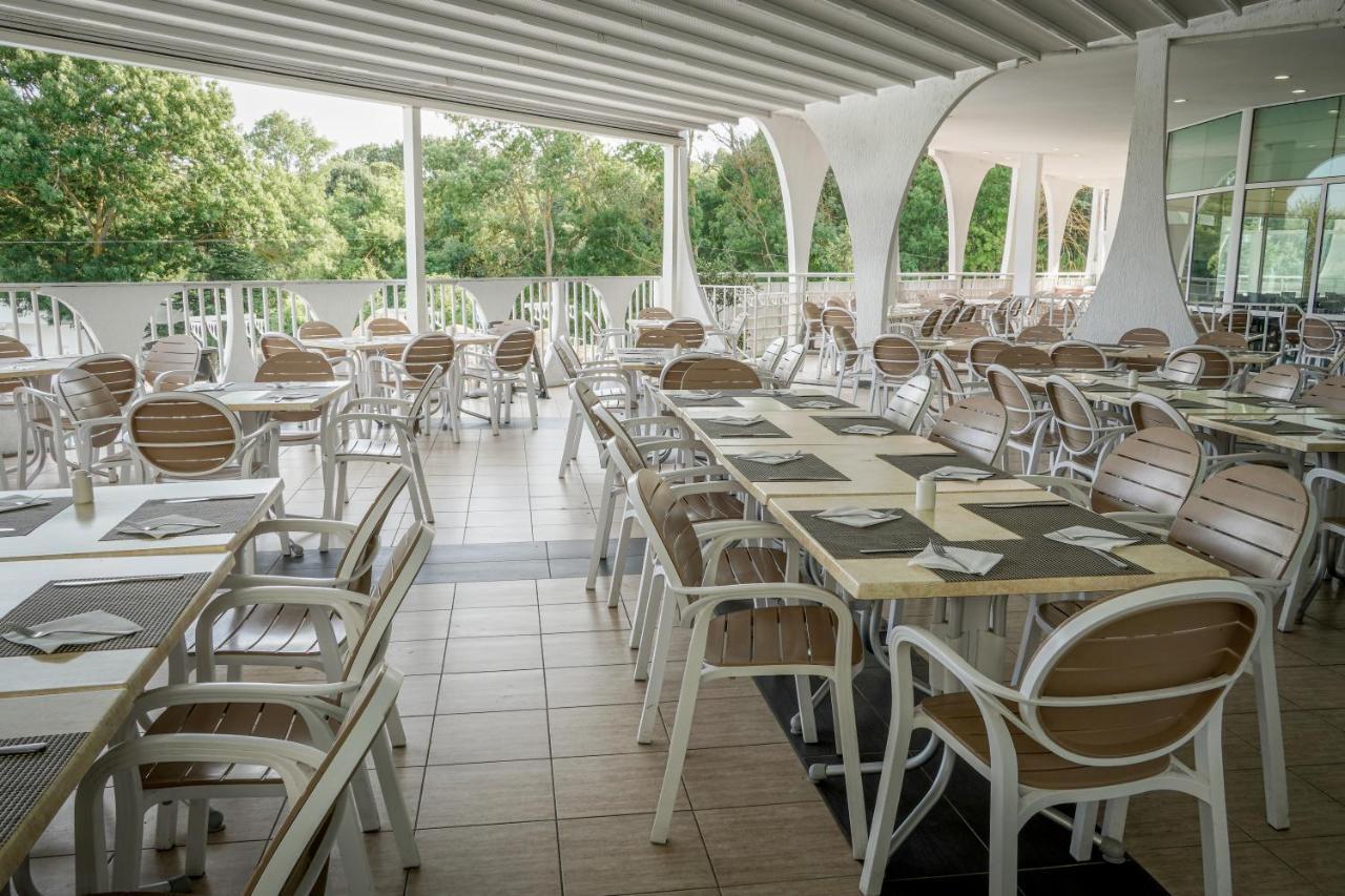 Laguna Beach Hotel Albena Bagian luar foto